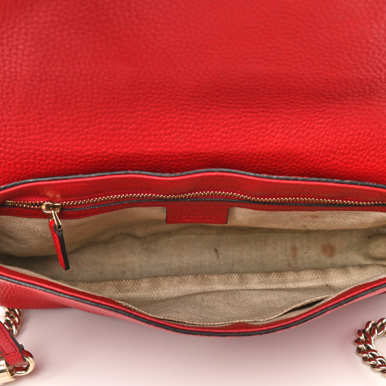 Gucci Pebbled Calfskin Medium Soho Flap Crossbody Tabasco Red 5 of 13