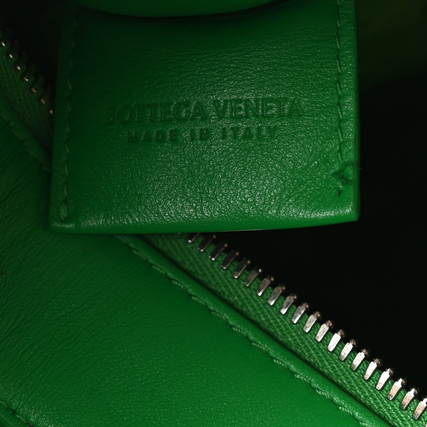 Calfskin Intrecciato Large Duffle Bag Parakeet