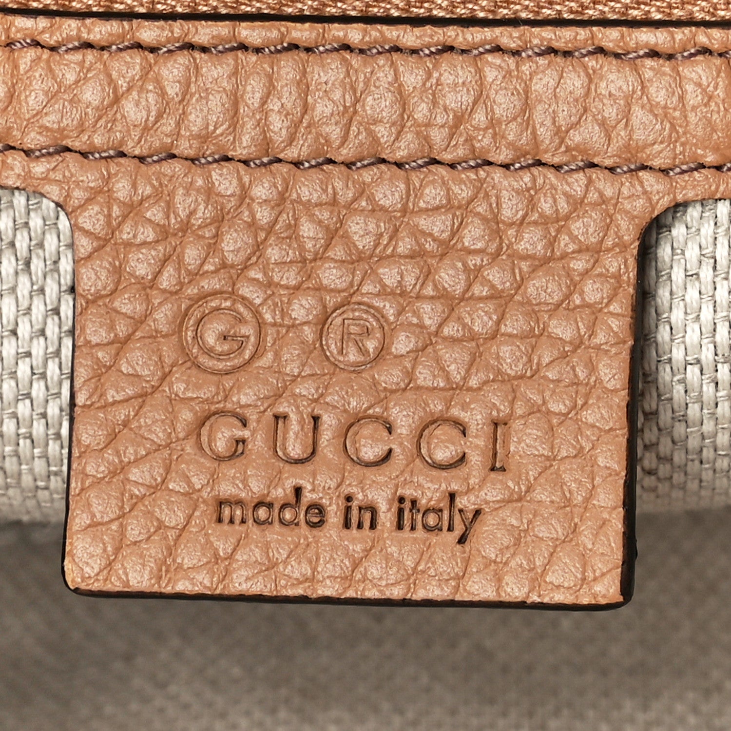 Gucci Pebbled Calfskin Medium Soho Flap Crossbody Camelia 6 of 12