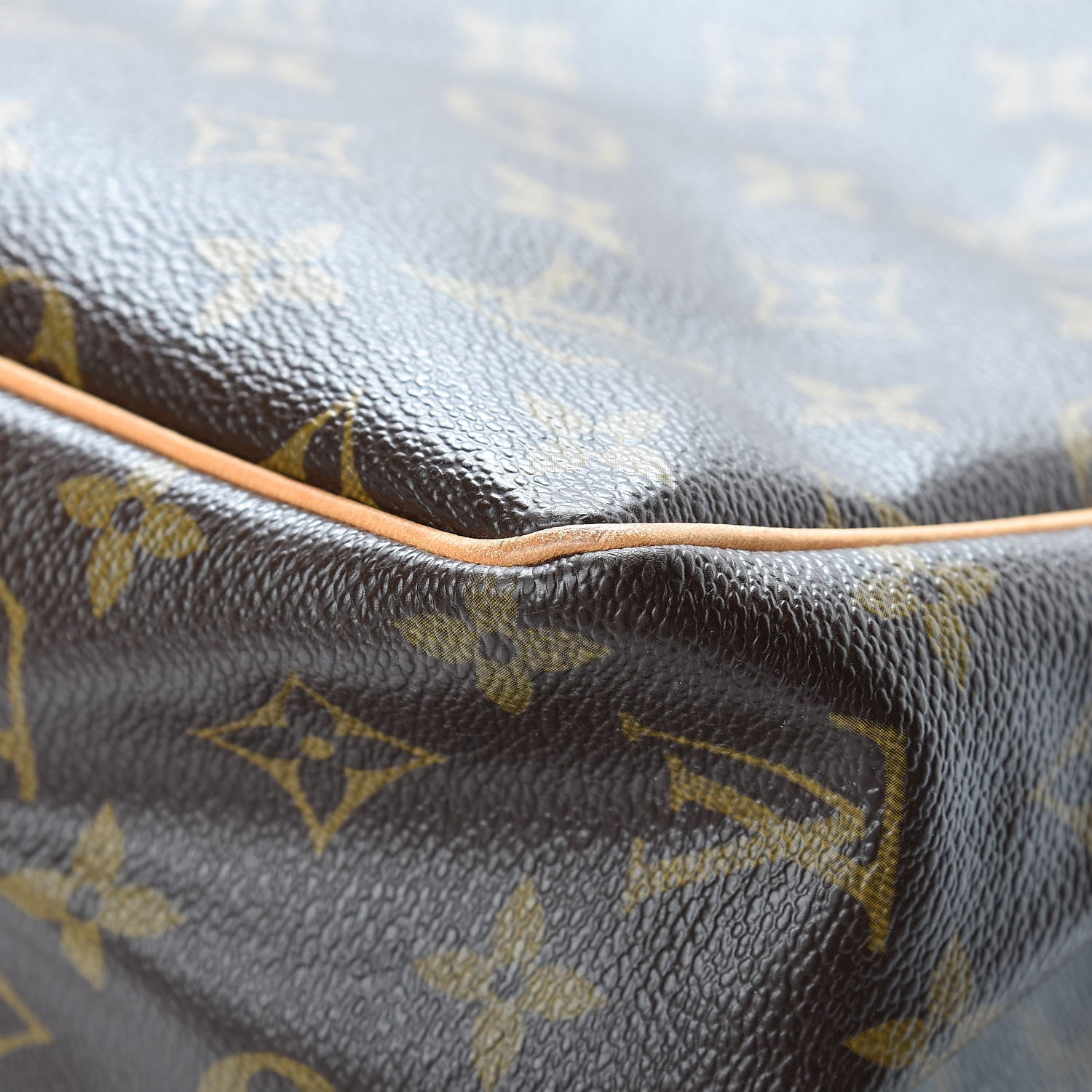 Louis Vuitton Monogram Batignolles Vertical 10 of 16