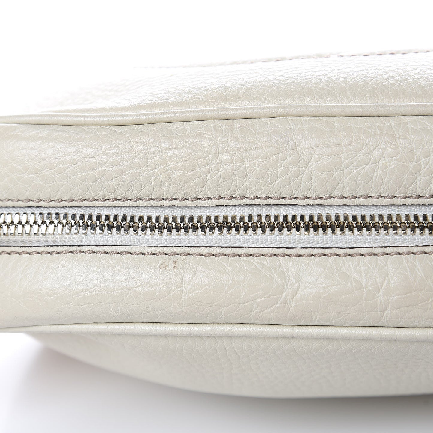 Pebbled Calfskin Small Soho Disco Bag Off White