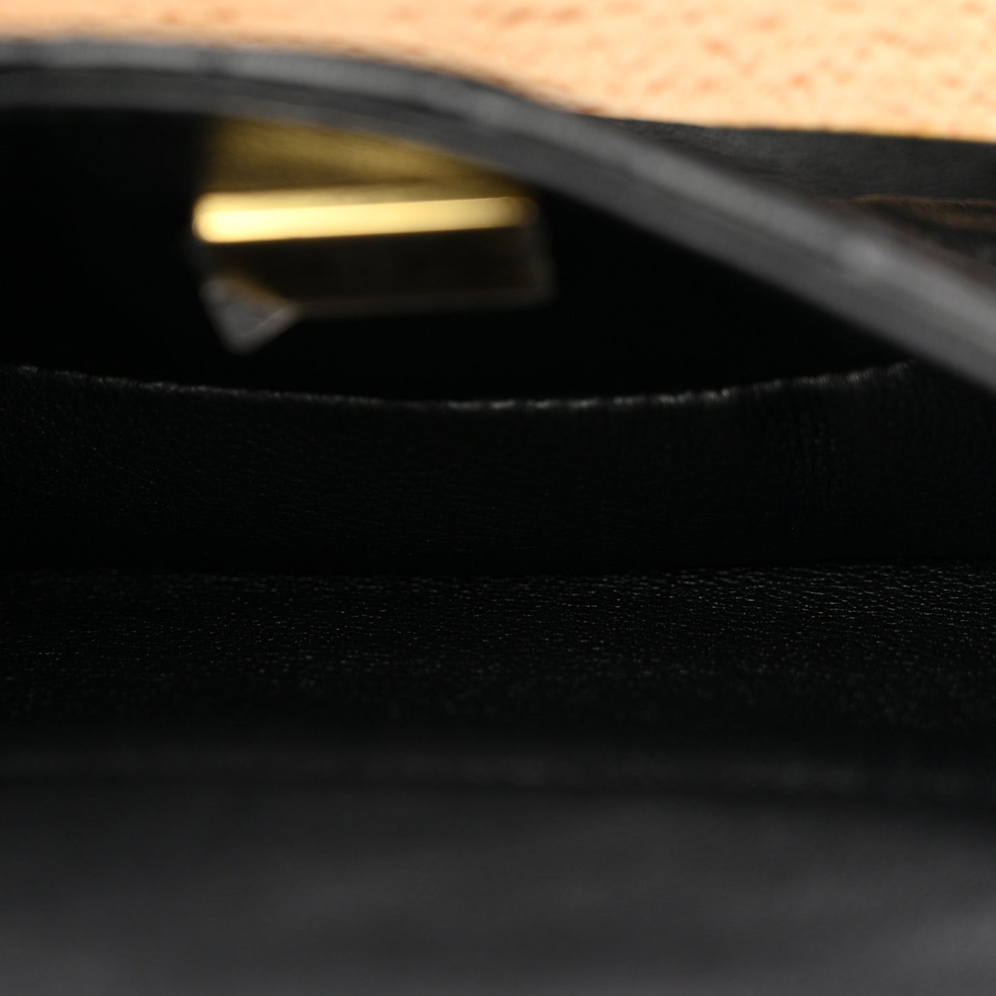 Beech Wood Lambskin Round CC Vanity Case Black