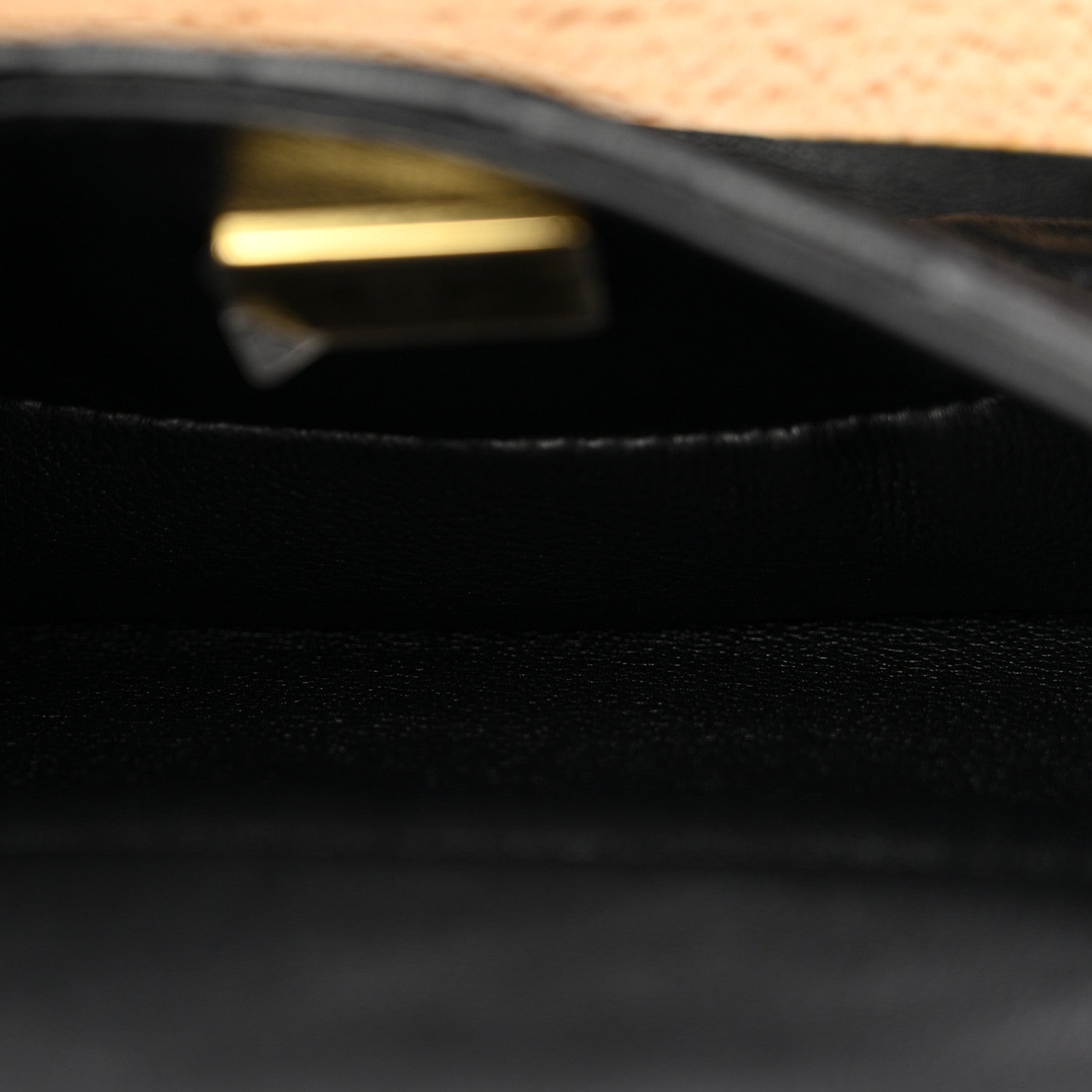 Chanel Beech Wood Lambskin Round CC Vanity Case Black 6 of 12