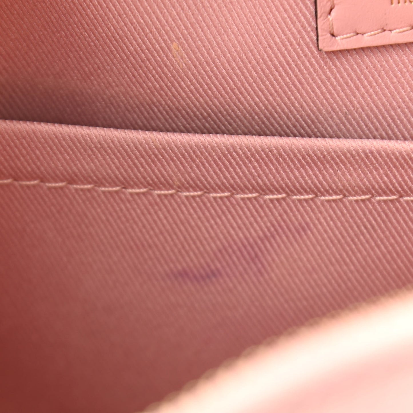 Monogram Saintonge Rose Poudre
