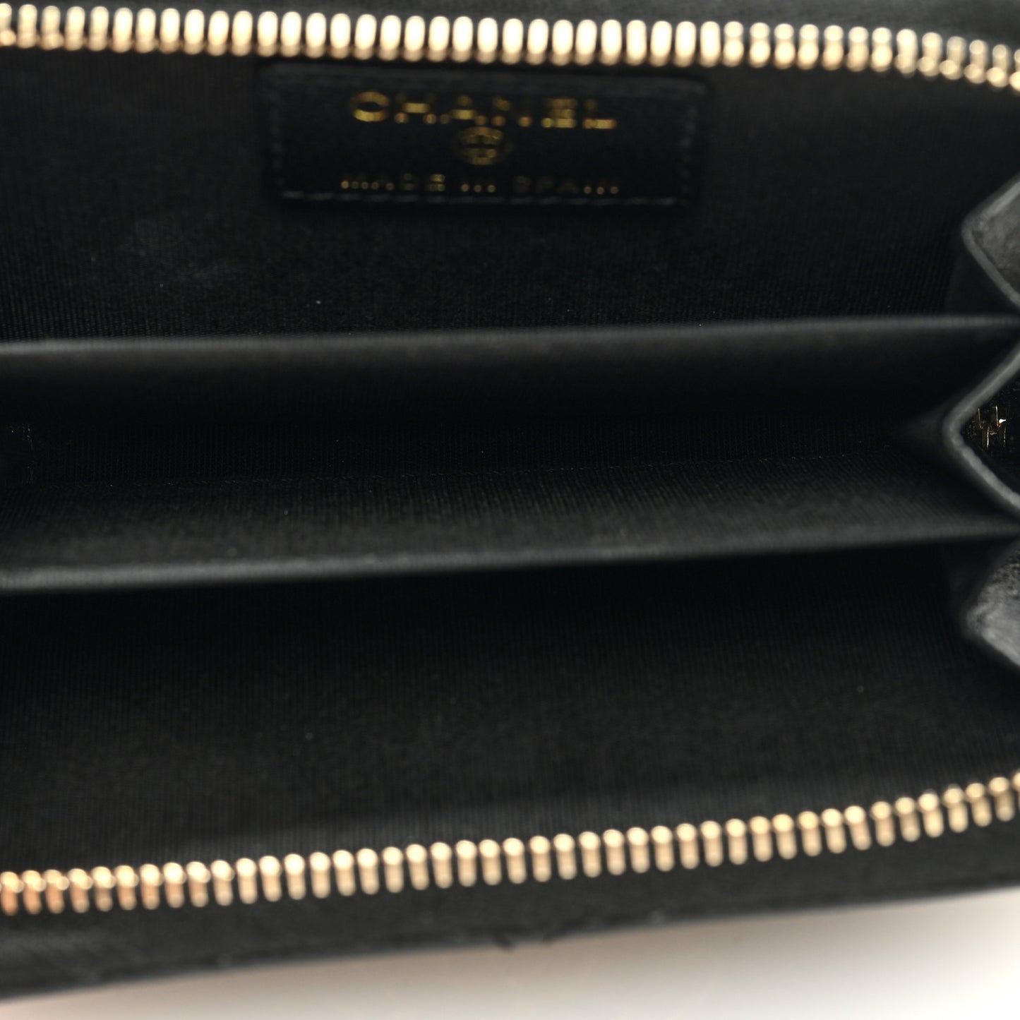 Goatskin Quilted Chanel 19 Zip Around Coin Purse Wallet Black