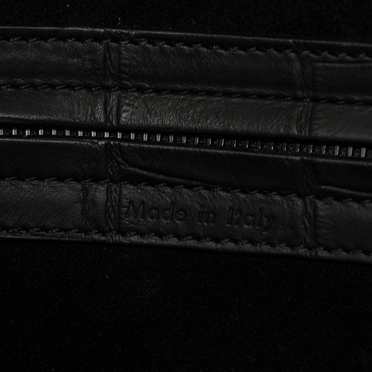 Crocodile Embossed Calfskin Medium Phantom Luggage Black