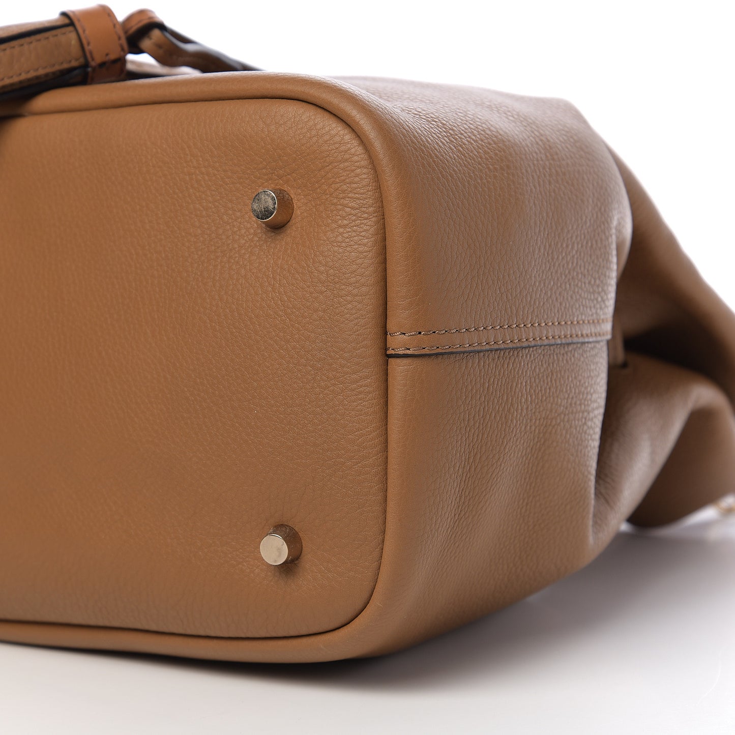 Grainy Calfskin Large Ashby Hobo Sand