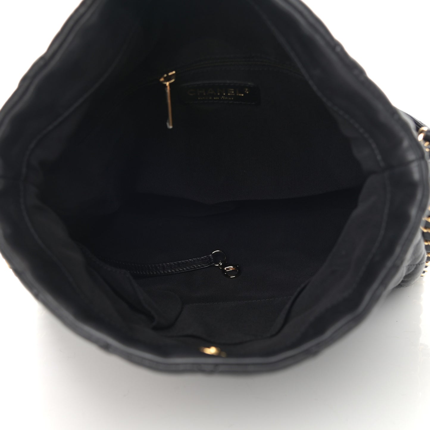 Calfskin Quilted Medium Chain Me Hobo Black