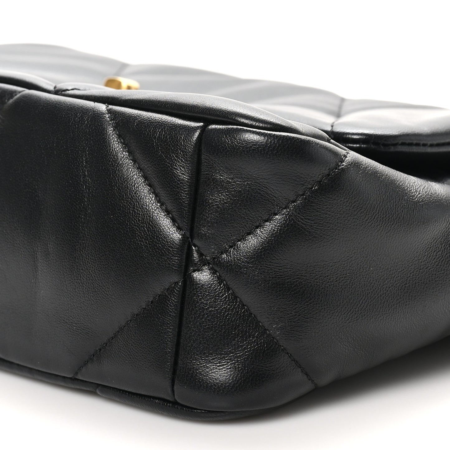 Lambskin Quilted Medium Chanel 19 Flap Black