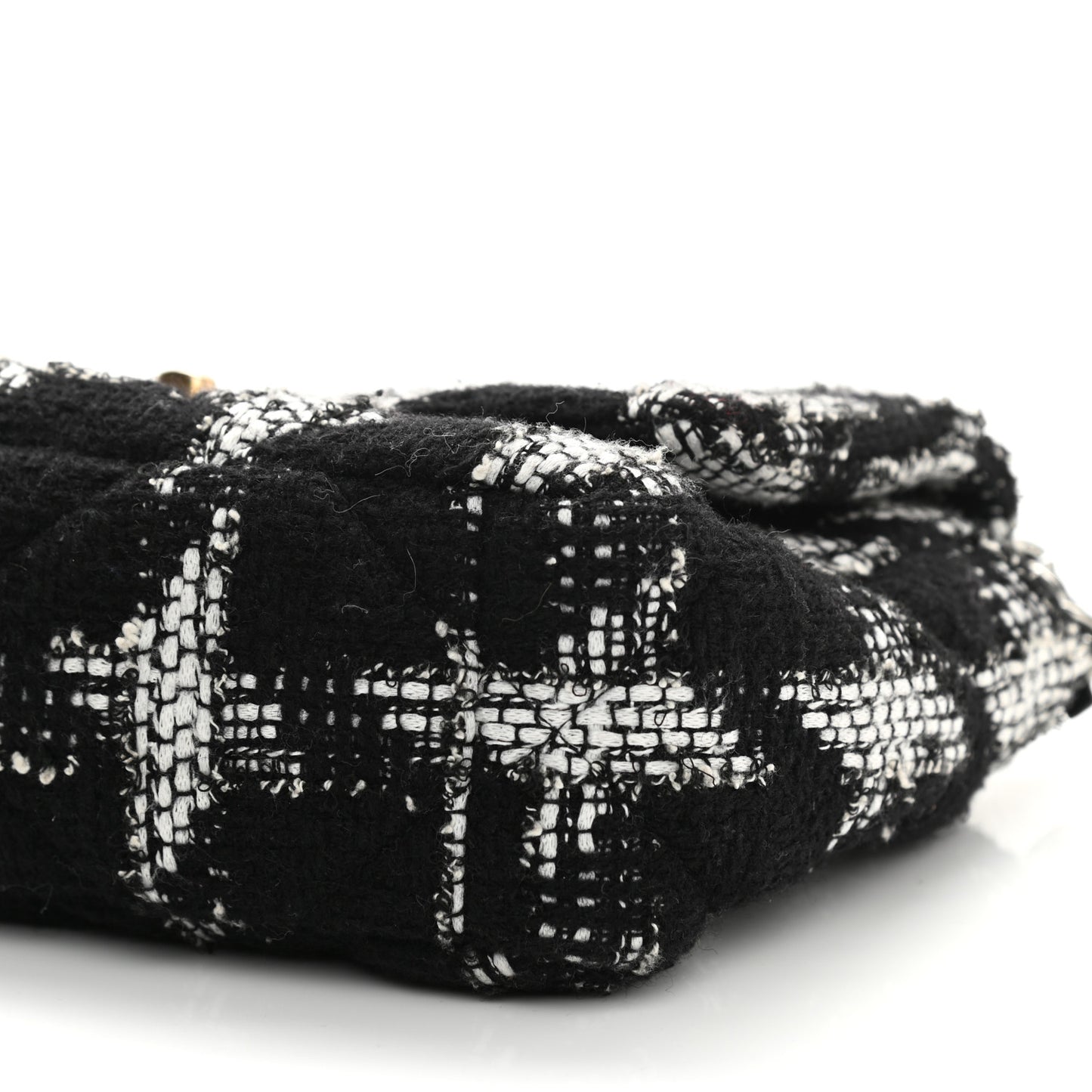 Tweed Quilted Medium Chanel 19 Flap Black White
