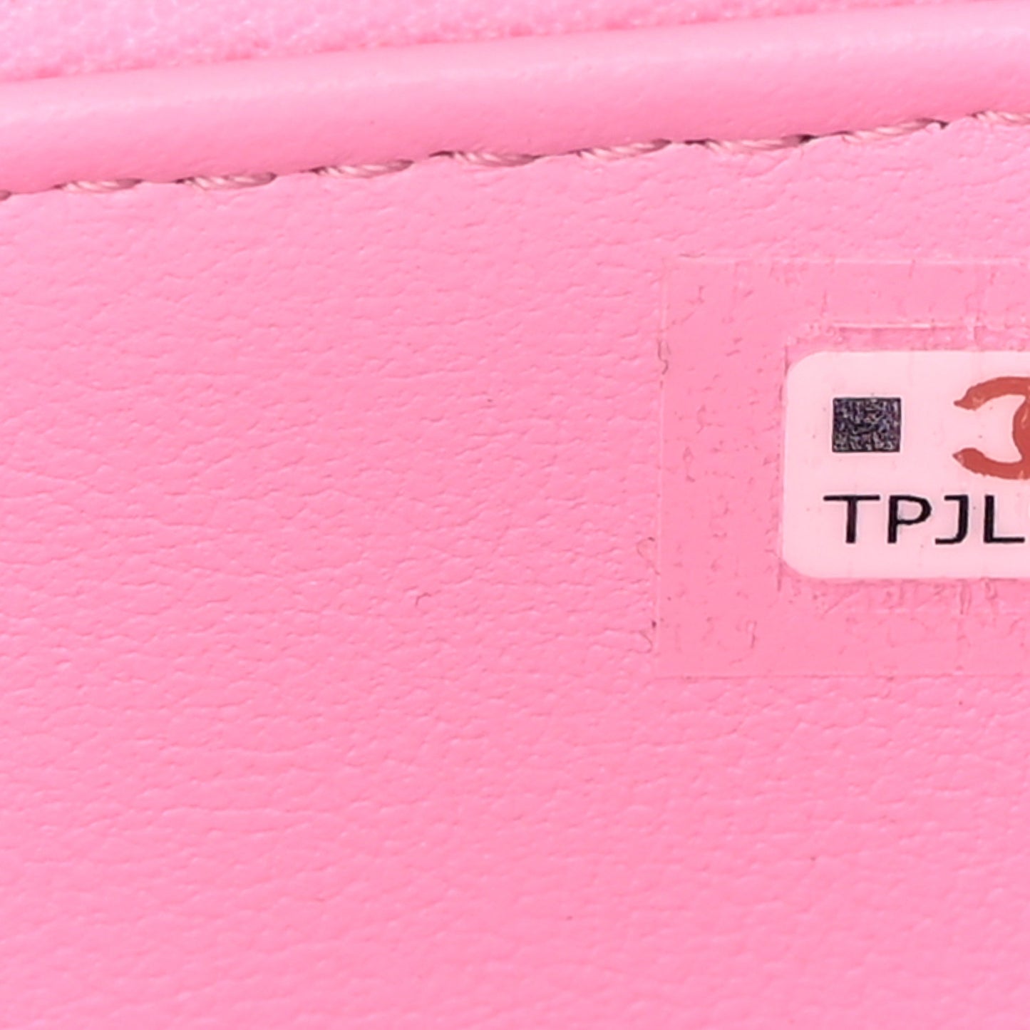 Caviar Quilted Sweetheart Vanity Case Pink