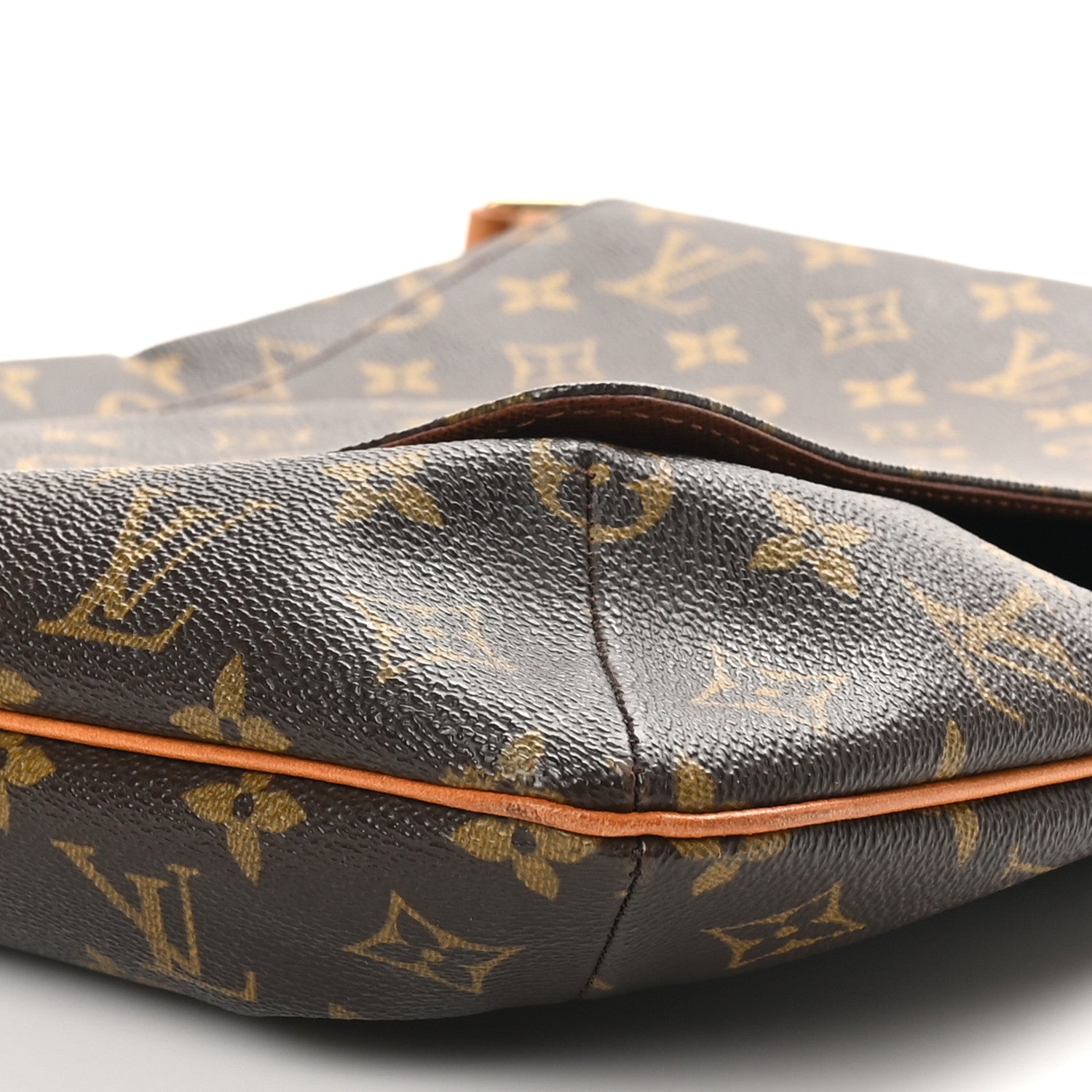 Louis Vuitton Monogram Musette GM 9 of 9