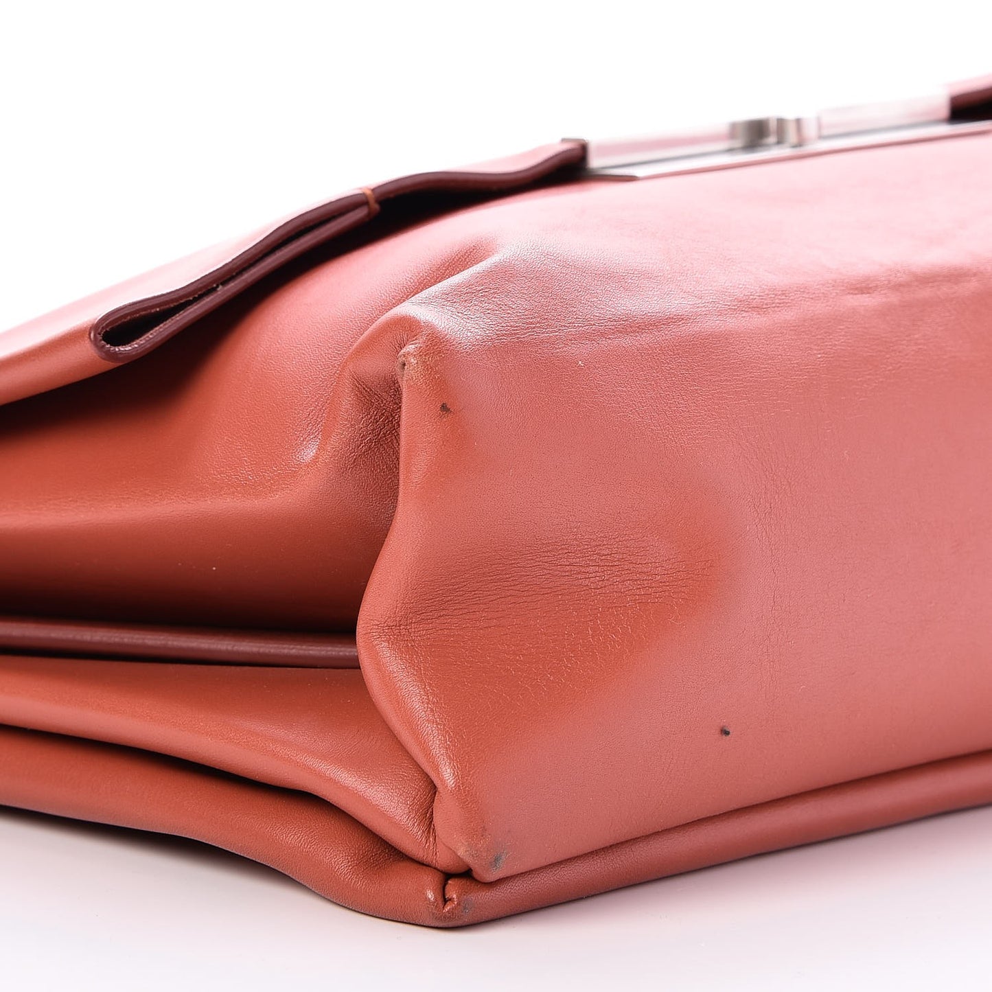 Smooth Calfskin Blade Chain Flap Terracotta
