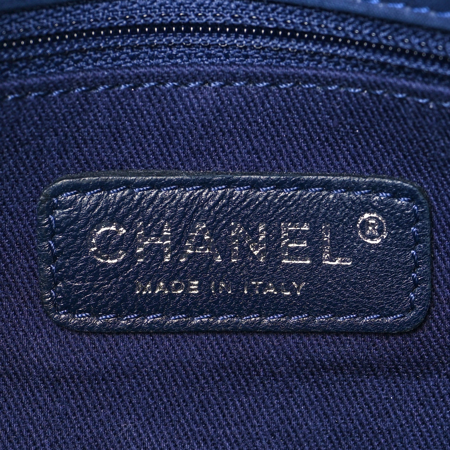 Iridescent Calfskin Quilted Large New Bubble Flap Navy