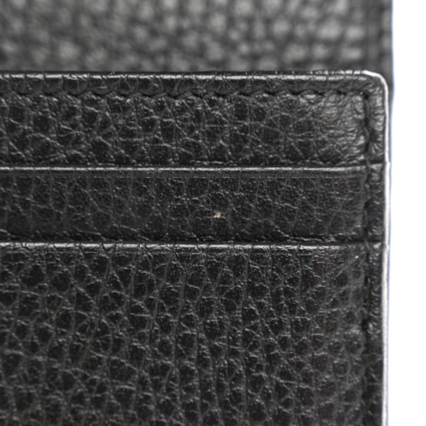 Pebbled Calfskin GG Marmont Card Case Black