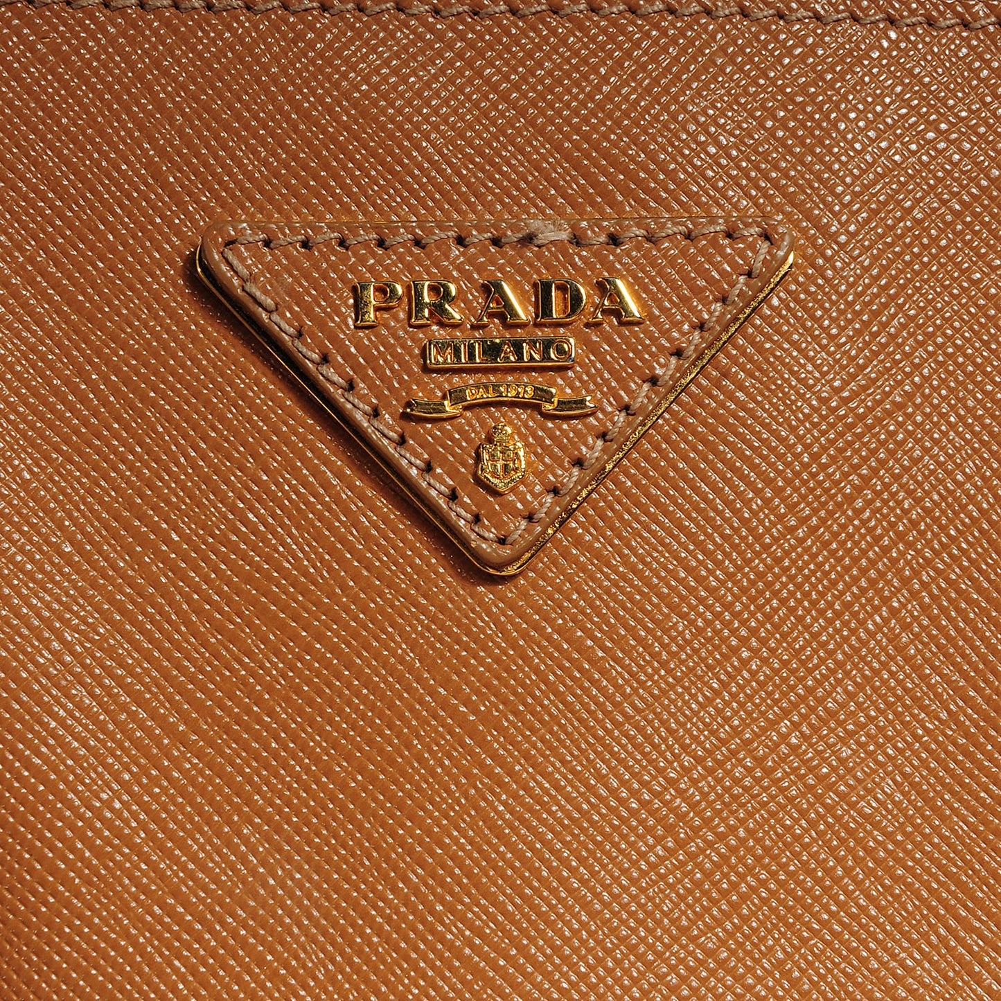Saffiano Lux Large Tote Caramel