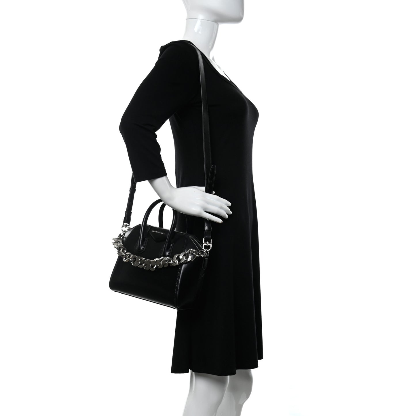 Shiny Lord Calfskin Mini Antigona With Chain Black