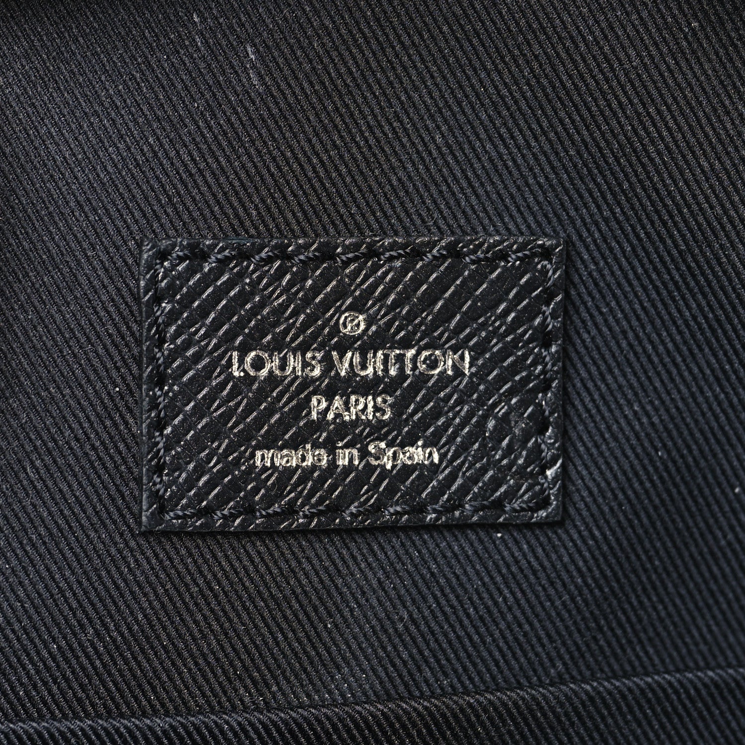 Louis Vuitton Taigarama Outdoor Slingbag Black 6 of 8