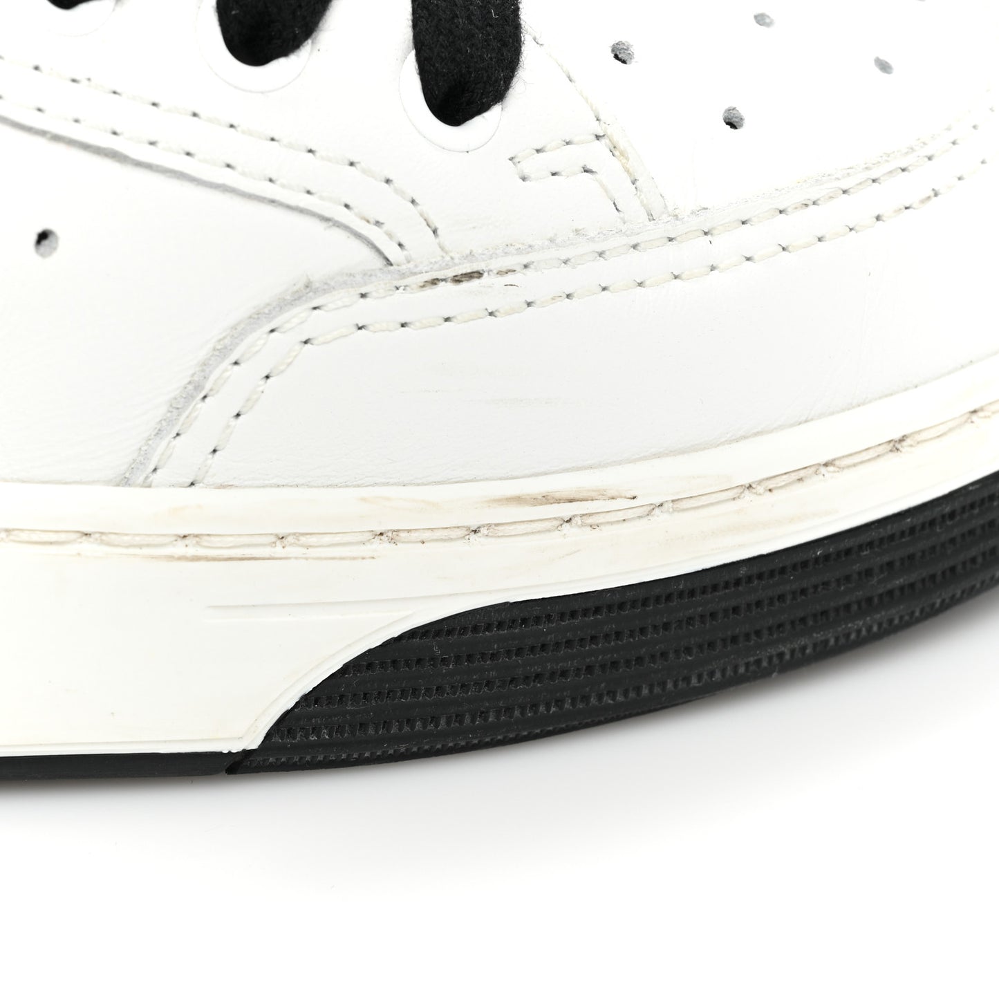 Calfskin Womens Logo Sneakers 40 White Black