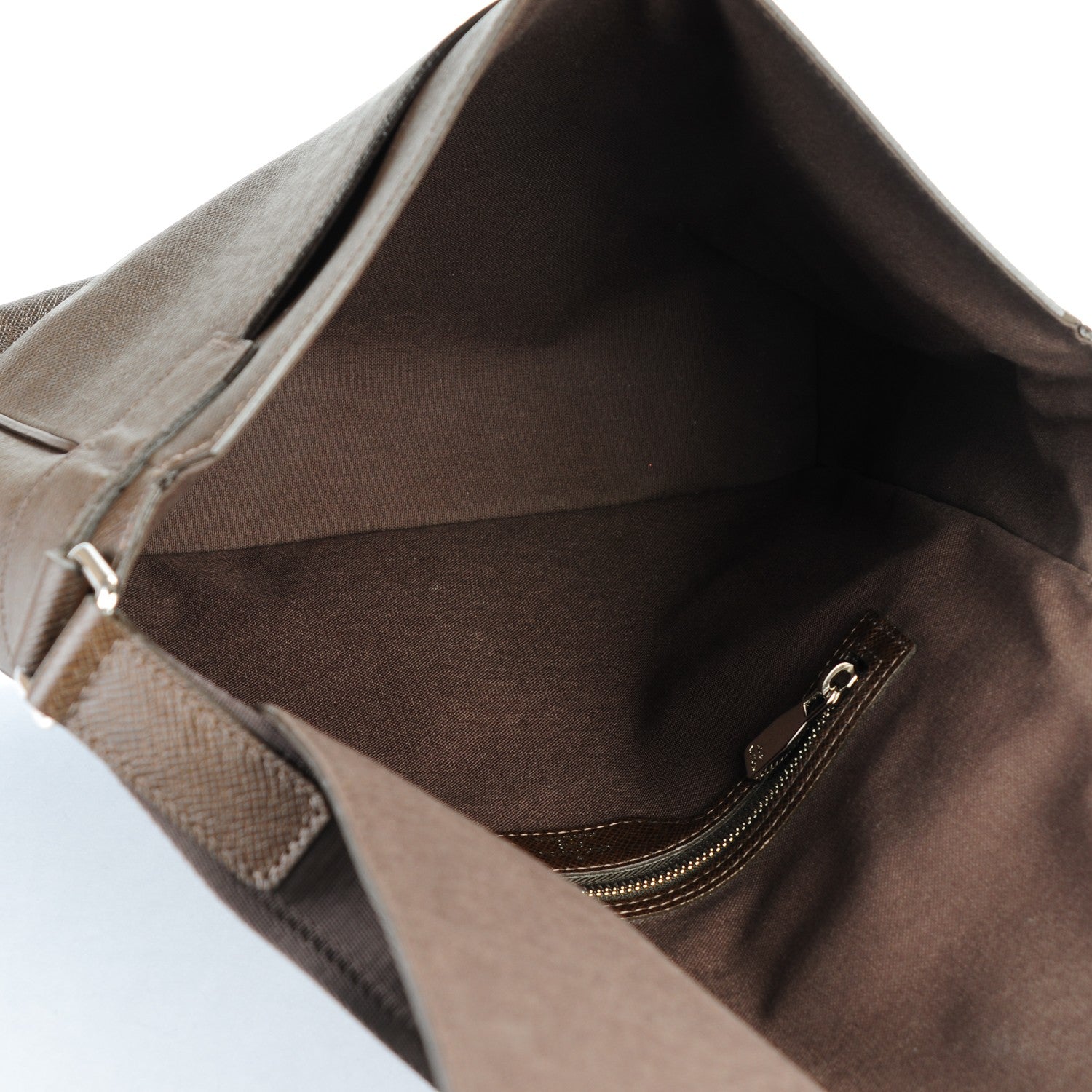Louis Vuitton Taiga Roman MM Messenger Grizzli 5 of 7