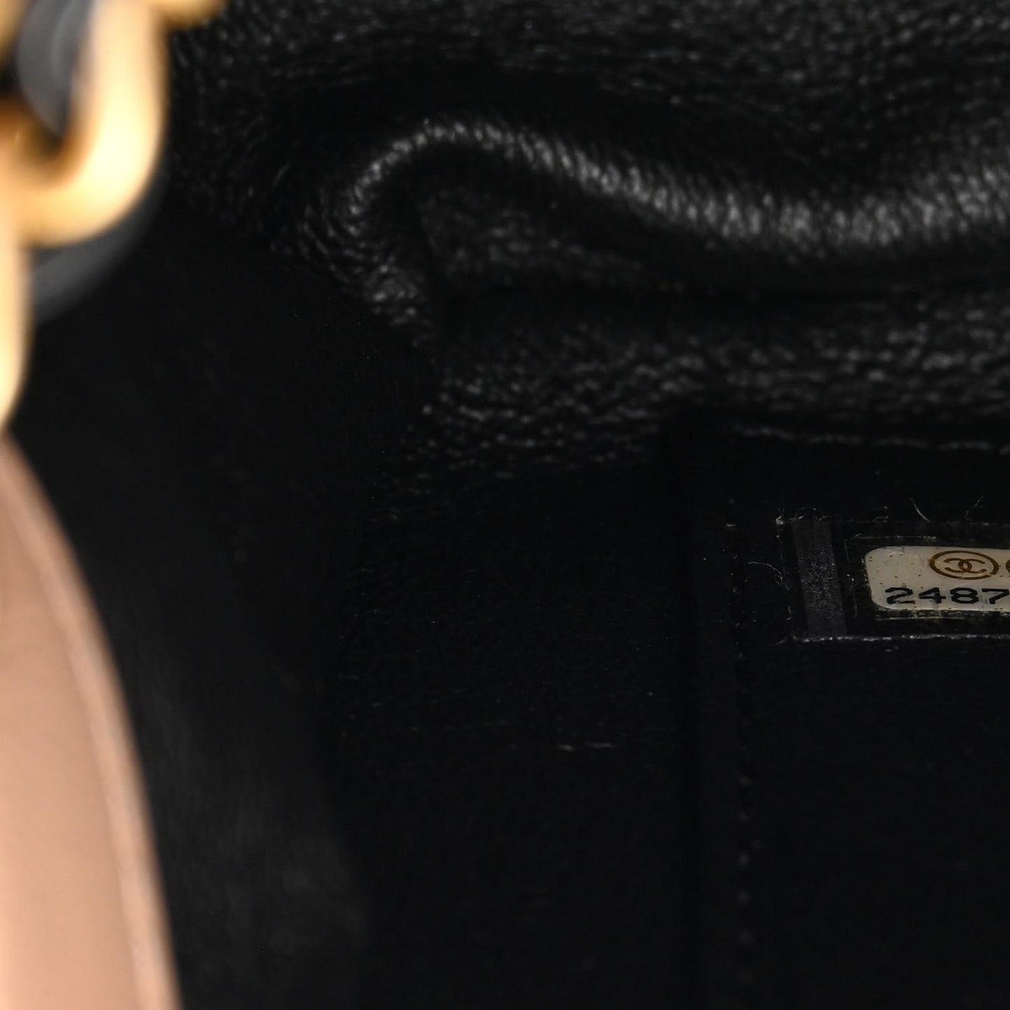 Caviar Quilted Medium CC Filigree Flap Beige Black
