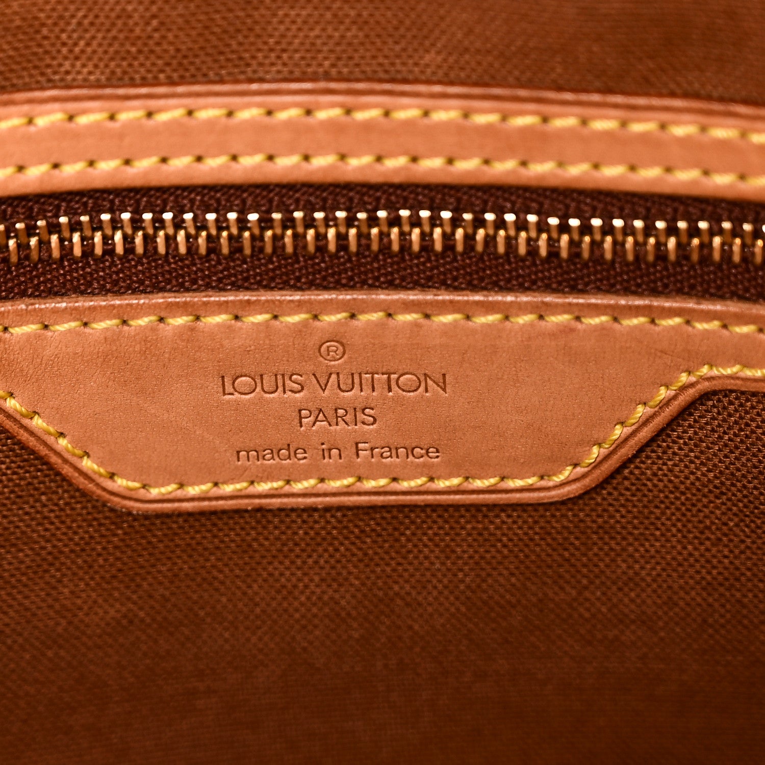 Louis Vuitton Monogram Cabas Mezzo 6 of 10