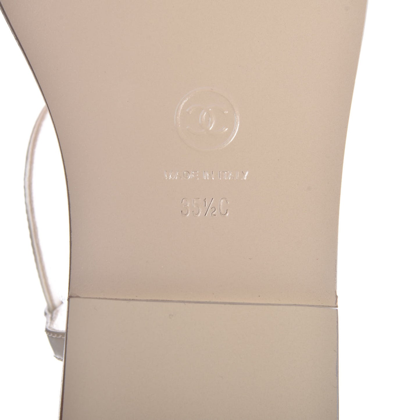 Patent Pearl CC Thong Sandals 35.5 Ivory