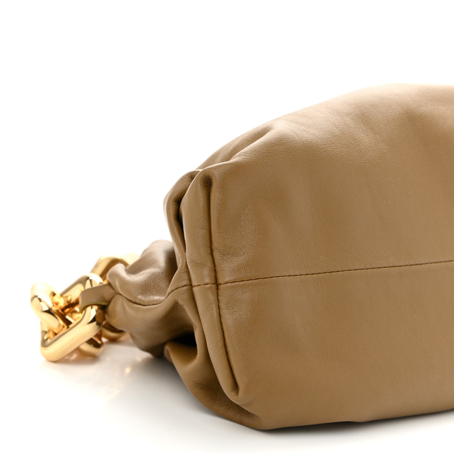 Calfskin The Pouch Chain Cammello