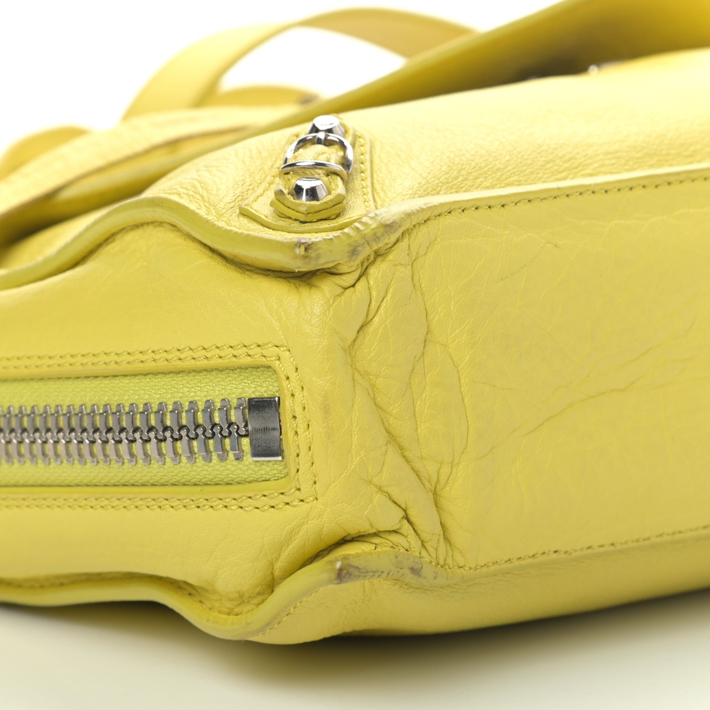 Calfskin Papier Sight Clutch Jaune Poussin