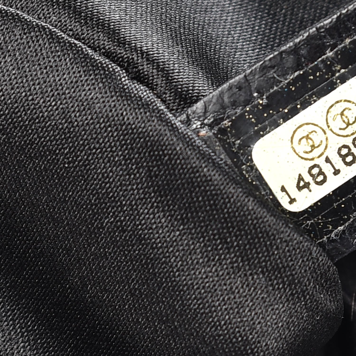 Chanel Glazed Calfskin Large On The Road Tote Black 8 of 12