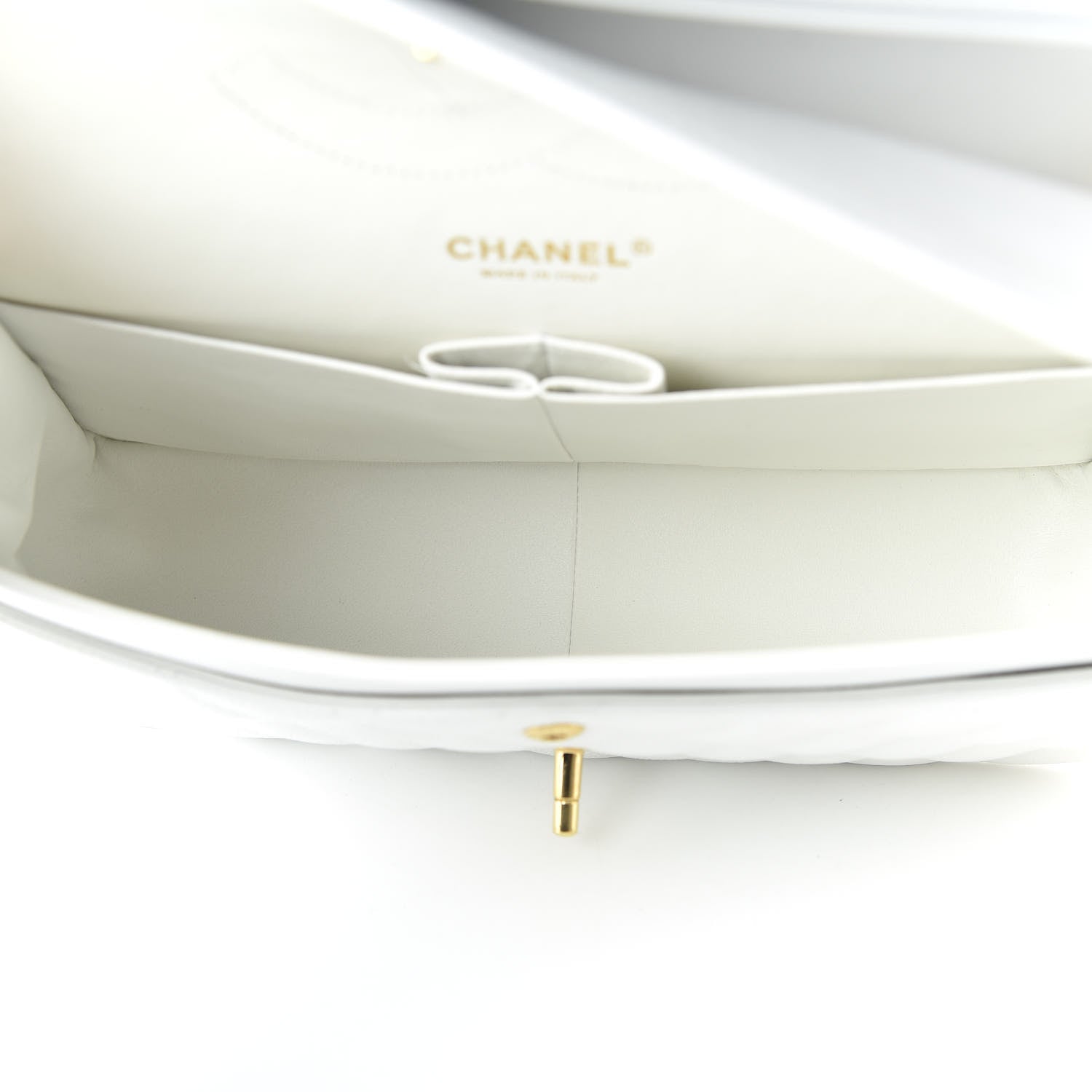 Chanel Caviar Quilted Jumbo Double Flap White 5 of 10