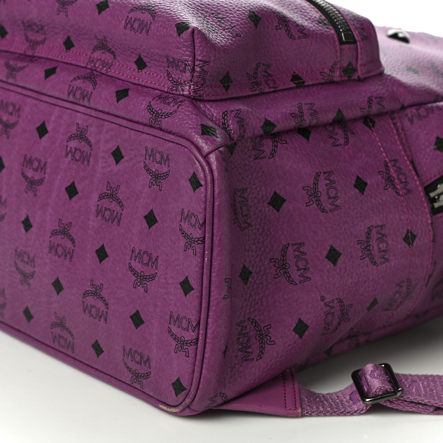 Visetos Medium Sprinkle Stud Stark Backpack Purple