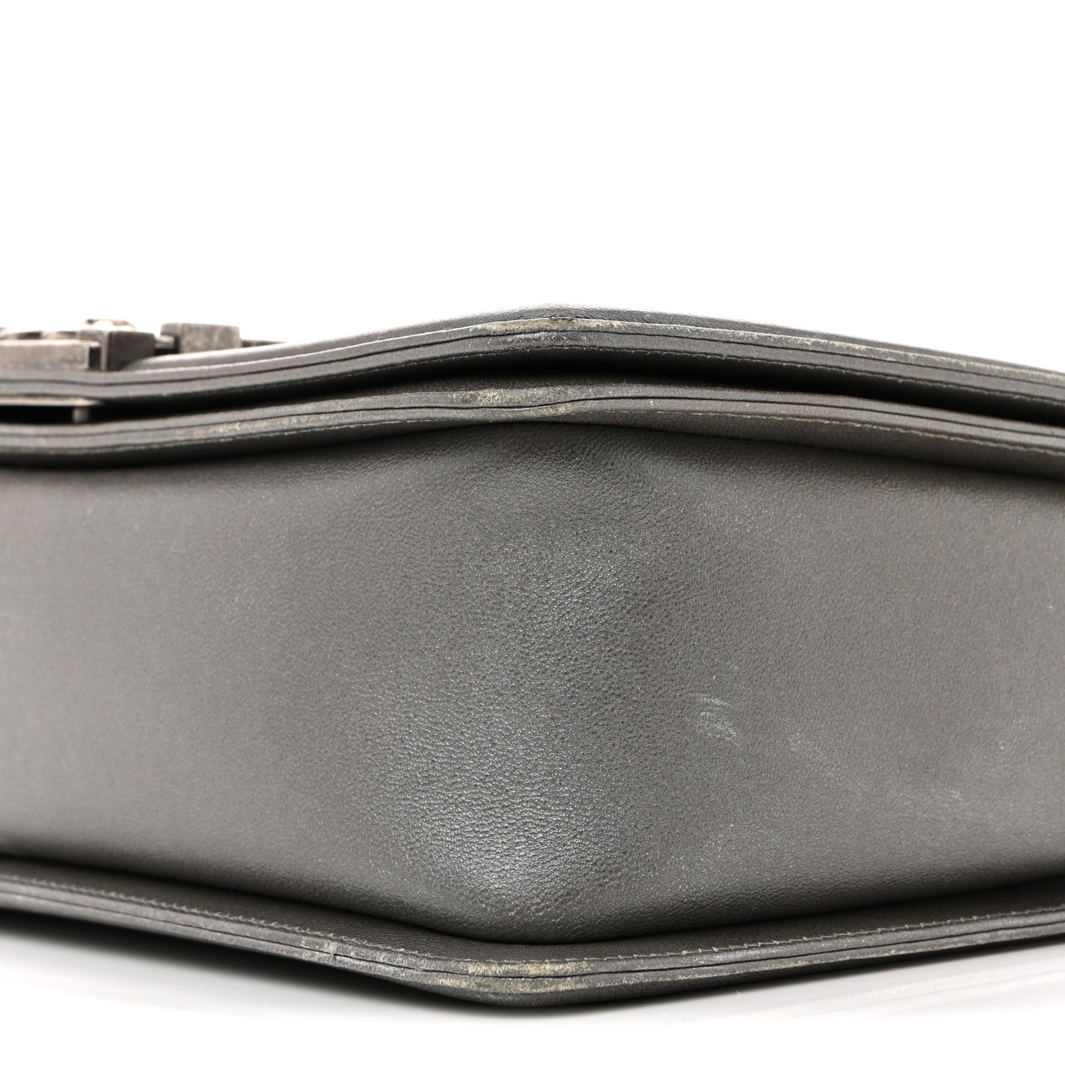 Chanel Metallic Lambskin Stingray Quilted Medium Boy Flap Silver 18 of 31