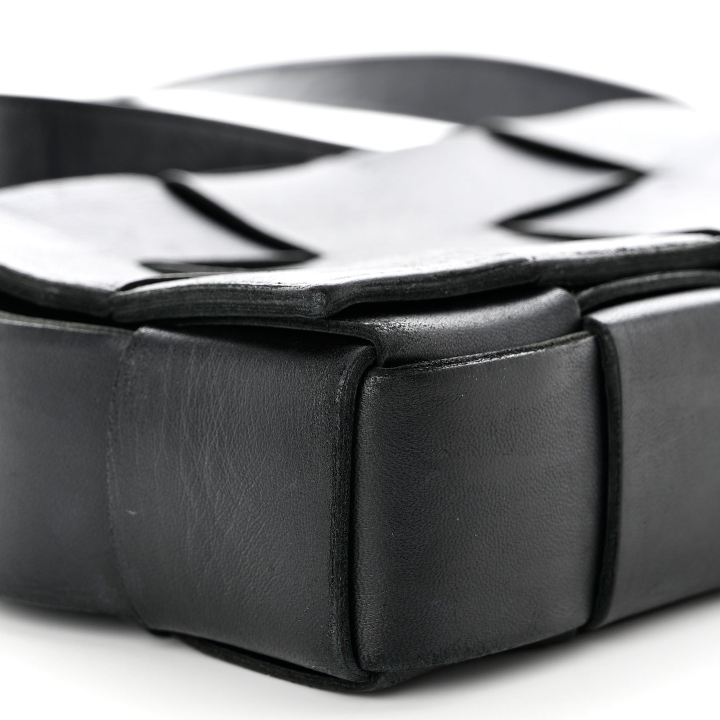 Nappa Maxi Intreccio Cassette Bag Black
