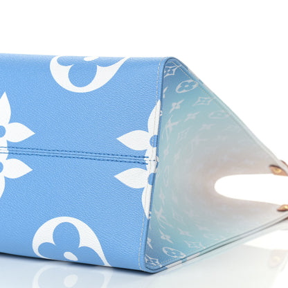 Louis Vuitton Monogram Giant By The Pool Onthego GM Blue 7 of 7