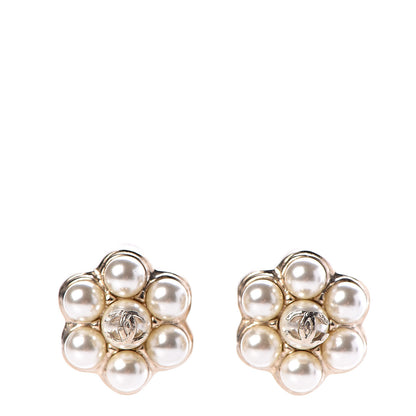 Chanel Pearl CC Flower Earrings Gold 1 of 5