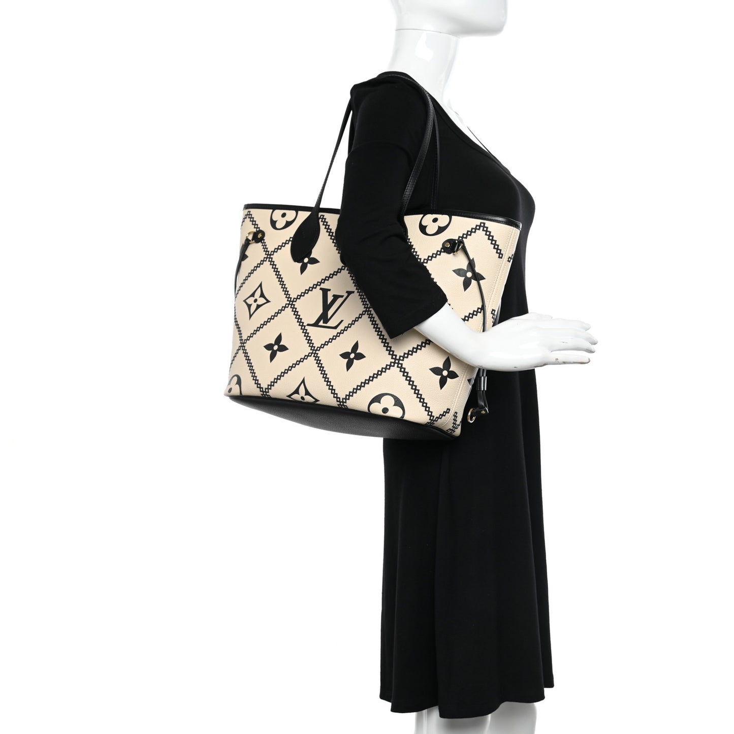 Empreinte Monogram Giant Broderies Neverfull MM Cream Black