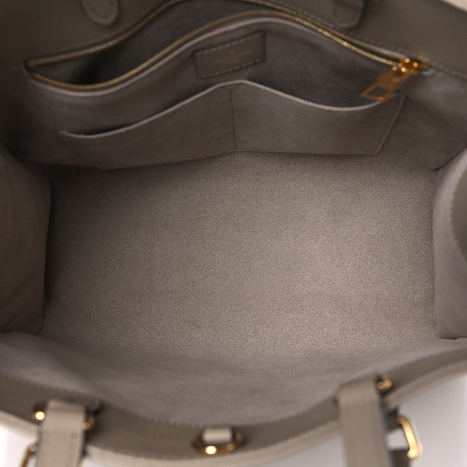 Louis Vuitton Empreinte Monogram Giant Onthego MM Tourterelle 5 of 8