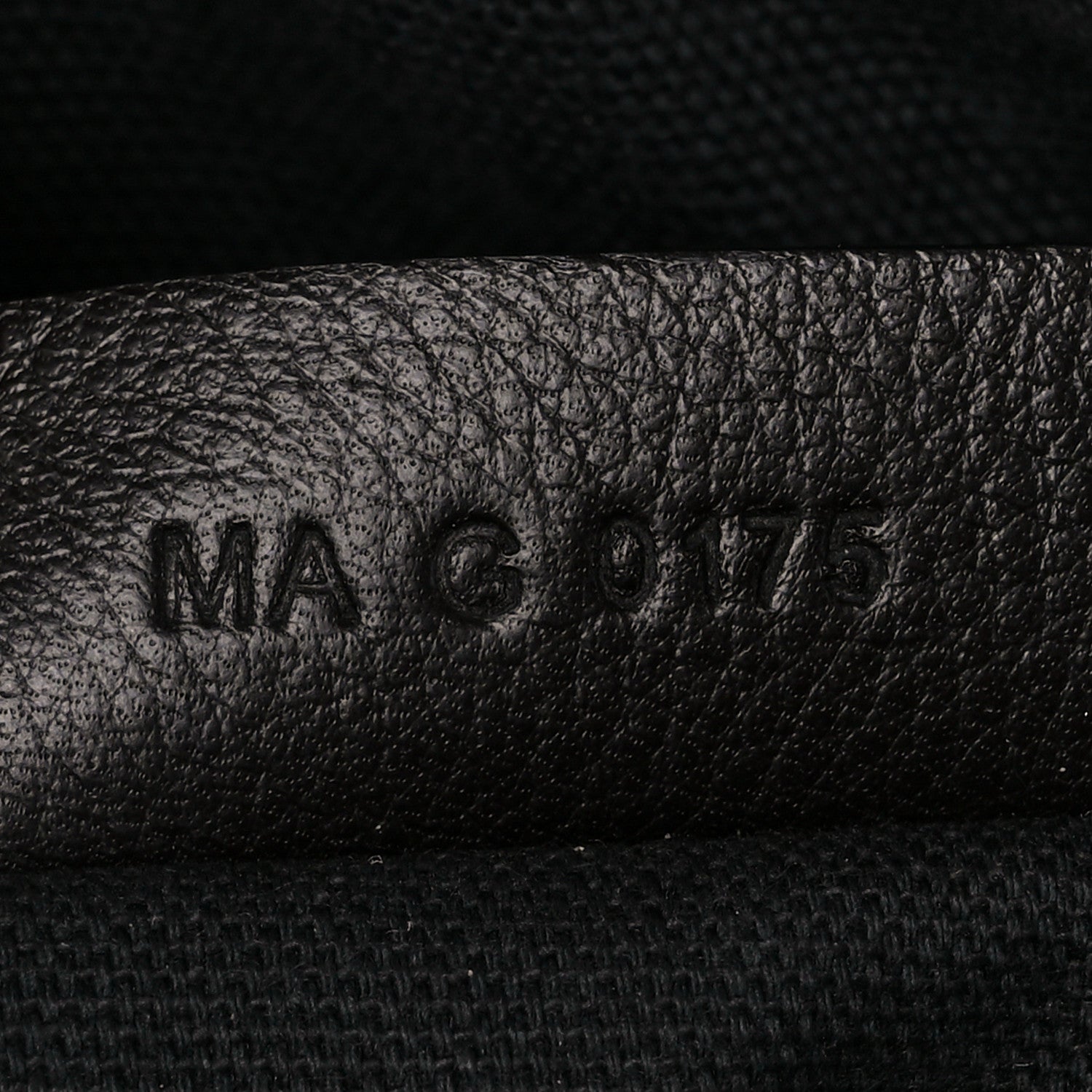 Givenchy Waxy Grained Calfskin Medium Nightingale Black 7 of 13