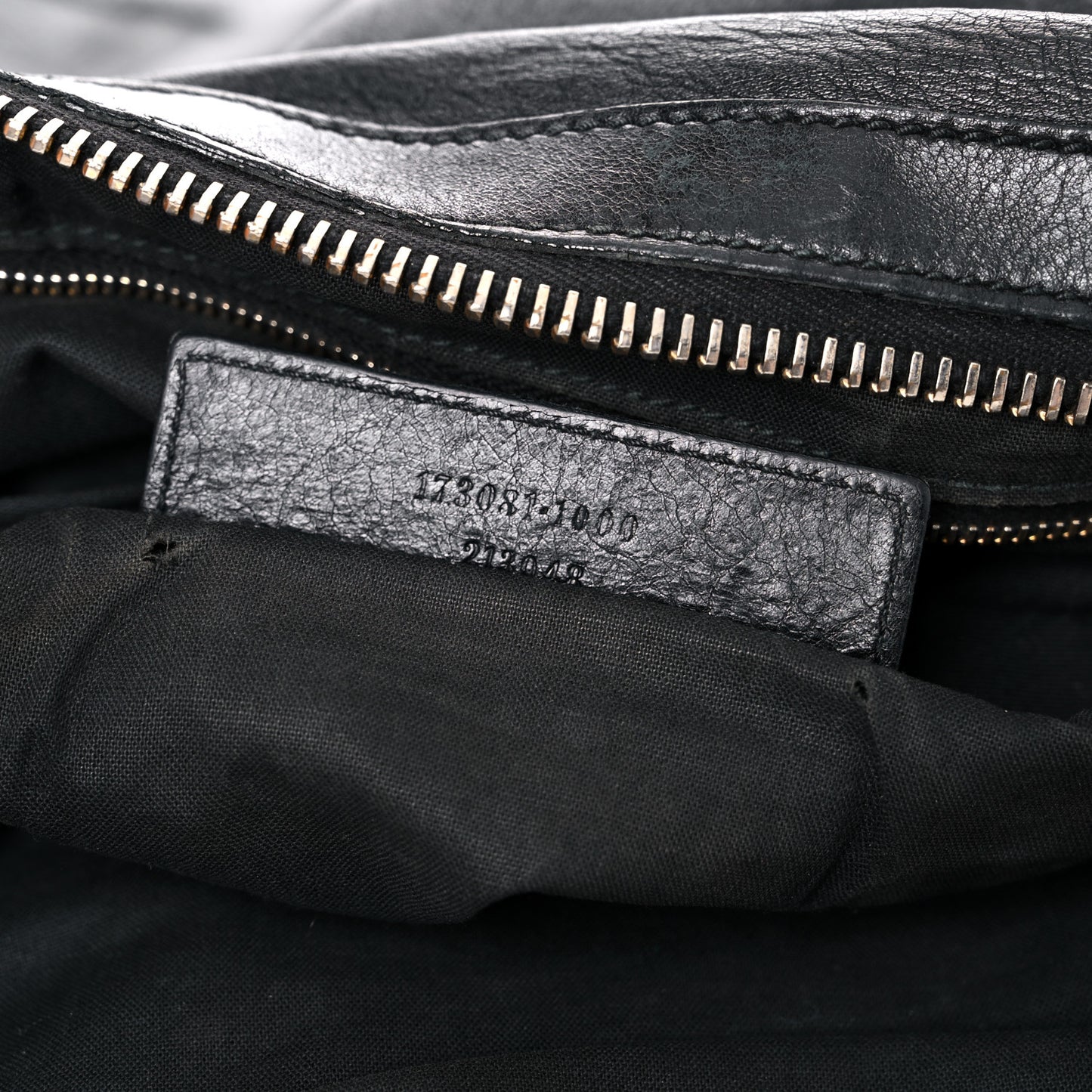Chevre Giant 21 Gold Hardware Day Hobo Black