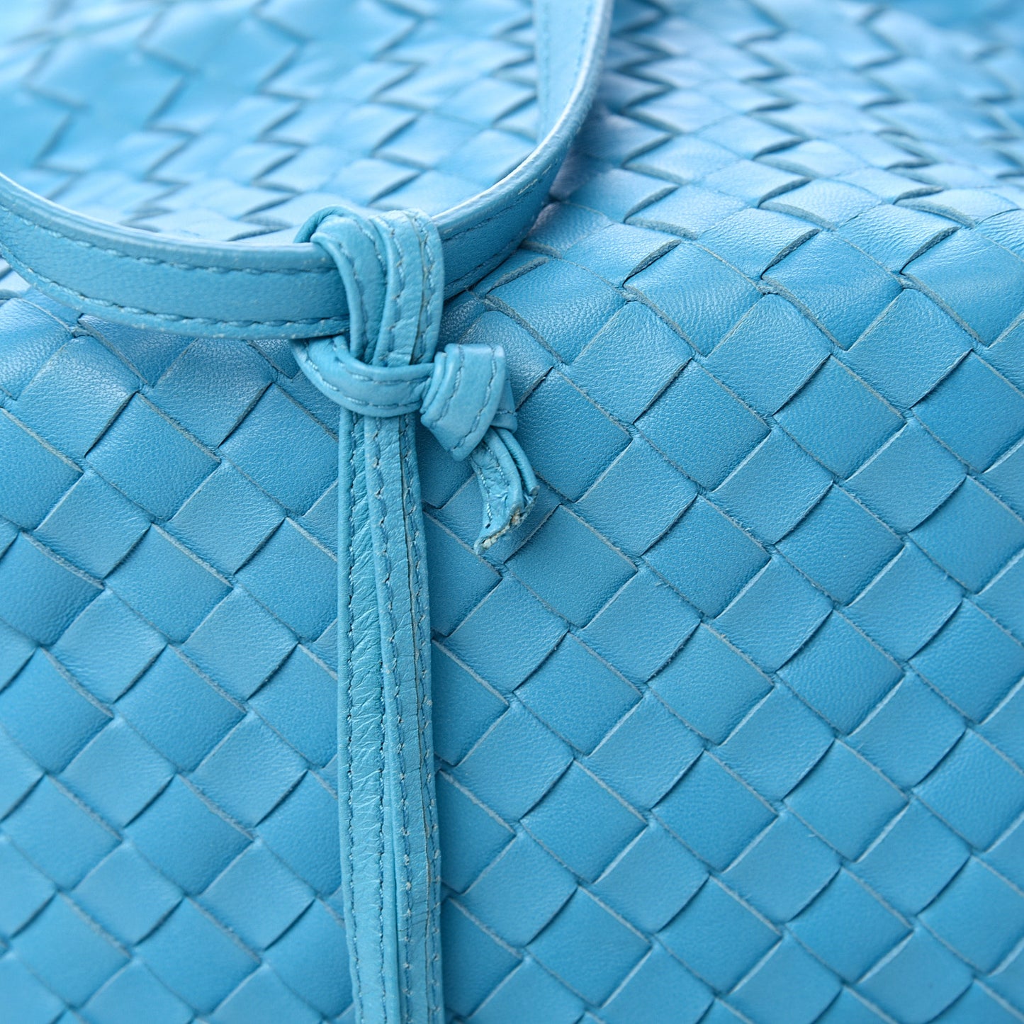 Nappa Intrecciato Cube Messenger Turquoise