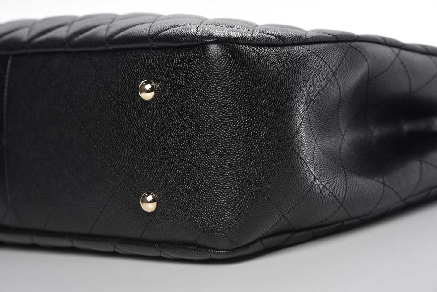 Caviar Quilted Large Classic Shopping Tote Black