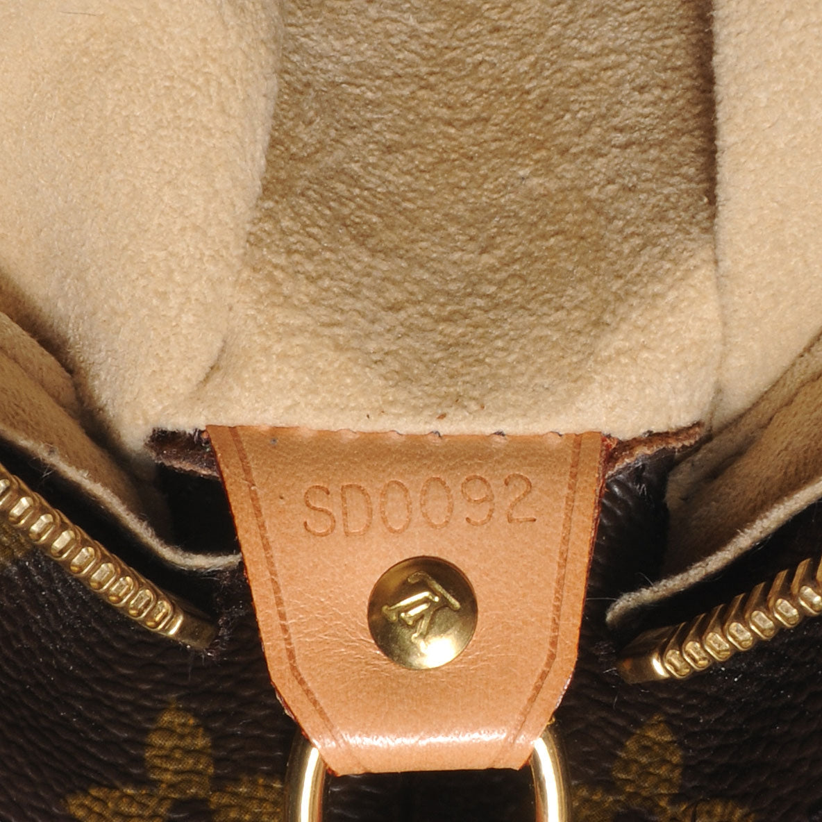 Louis Vuitton Monogram Looping GM 7 of 7