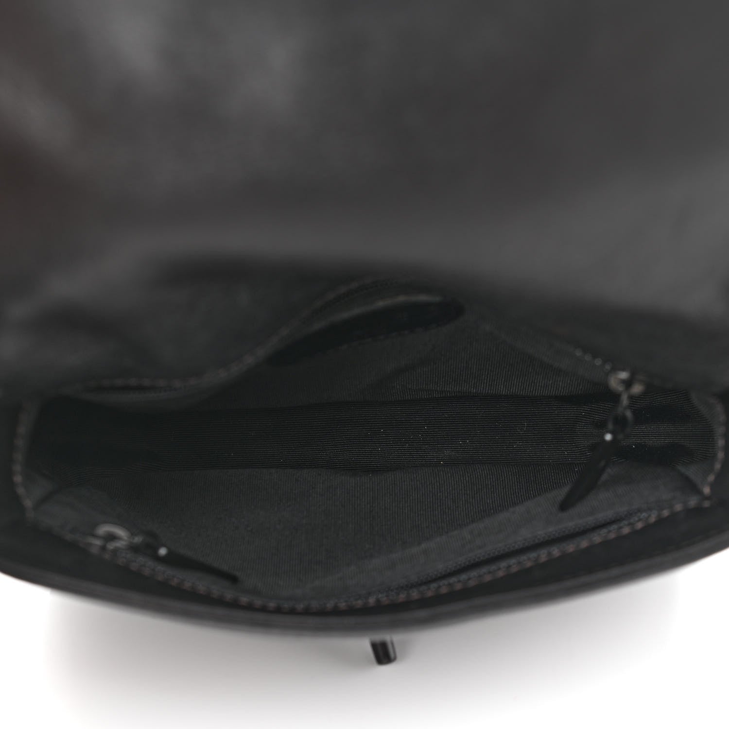 Chanel Calfskin Small Messenger So Black 5 of 11