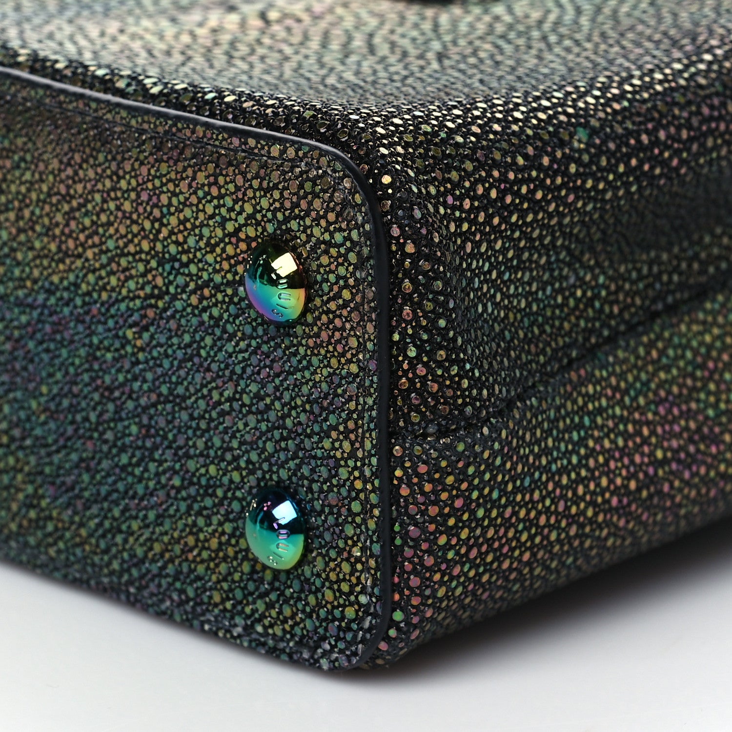 Louis Vuitton Iridescent Stingray Capucines Mini Black Multicolor 8 of 8