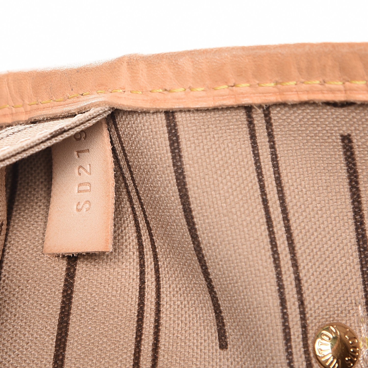 Louis Vuitton Monogram Neverfull MM 8 of 10
