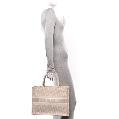 Christian Dior Oblique Medium Book Tote Rose Des Vents 2 of 11