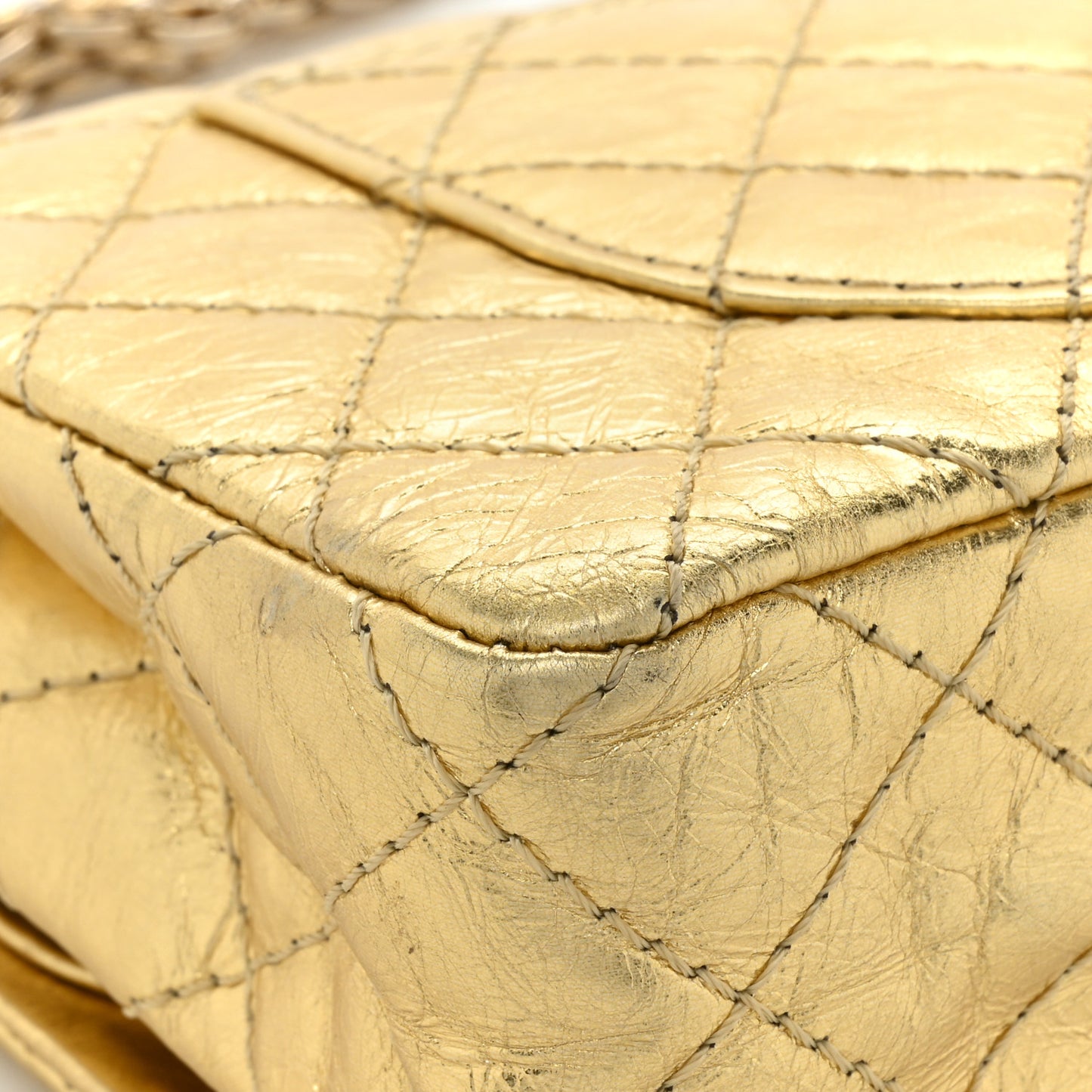 Metallic Aged Calfskin Quilted 2.55 Reissue 225 Flap Gold