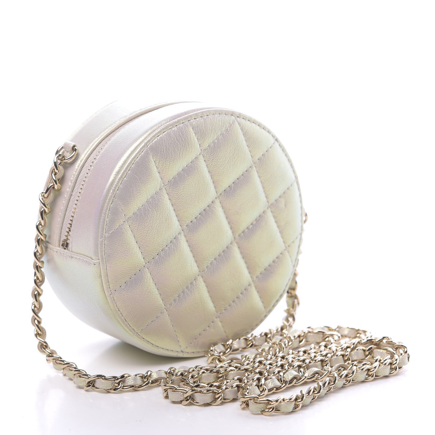 Iridescent Lambskin Quilted Round Clutch With Chain Ivory