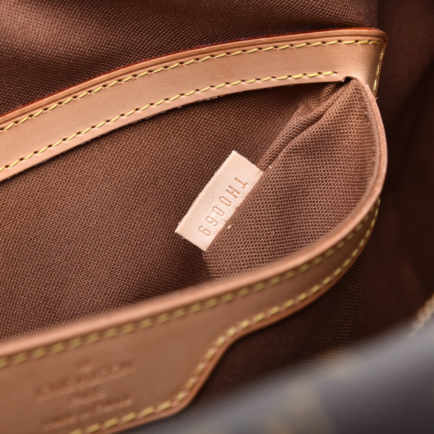 Louis Vuitton Monogram Carryall 9 of 12